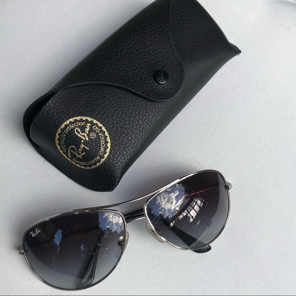 Ray-Ban Aviator Sunglasses